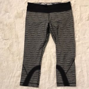 Lululemon Capri, size 10